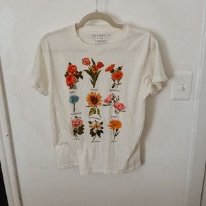 Target flower tee 🌼
